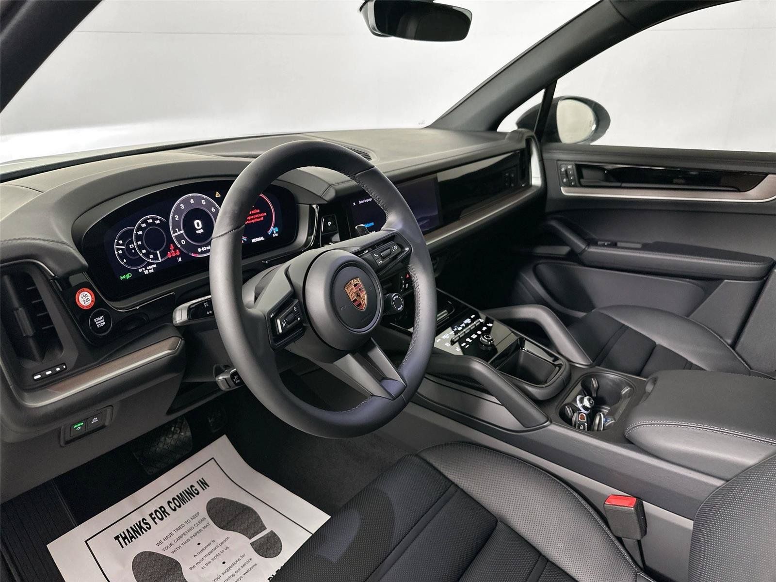 Certified 2026 Porsche Cayenne AWD/4WD image 4