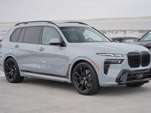 New 2027 BMW X7 xDrive40i w/ Executive Package AWD/4WD image 3