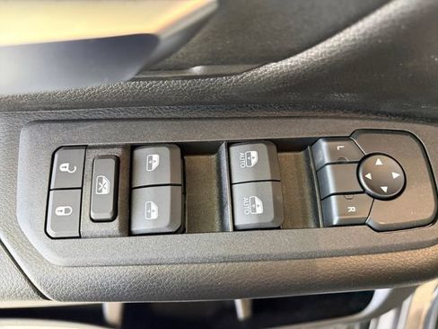 New 2026 RAM 1500 Express AWD/4WD image 16