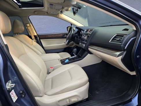 Used 2016 Subaru Outback 3.6R Limited AWD/4WD image 11