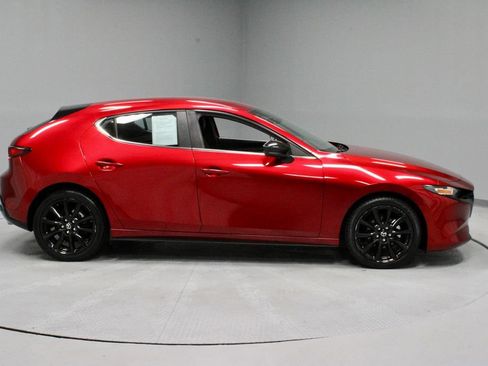 Used 2024 MAZDA MAZDA3 s FWD image 11