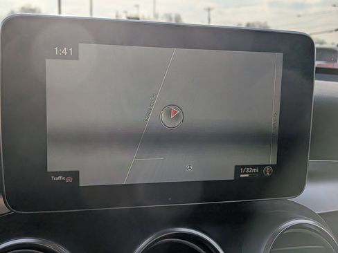 Used 2017 Mercedes-Benz GLC 300 4MATIC image 22