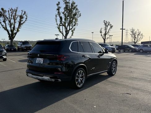 Used 2024 BMW X5 sDrive40i w/ Parking Assistance Package RWD image 5
