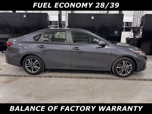 Certified 2023 Kia Forte LXS w/ LXS Technology Package image 2