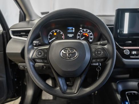 Used 2025 Toyota Corolla LE FWD image 26