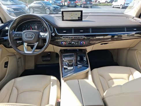 Used 2017 Audi Q7 3.0T Premium Plus AWD/4WD image 24