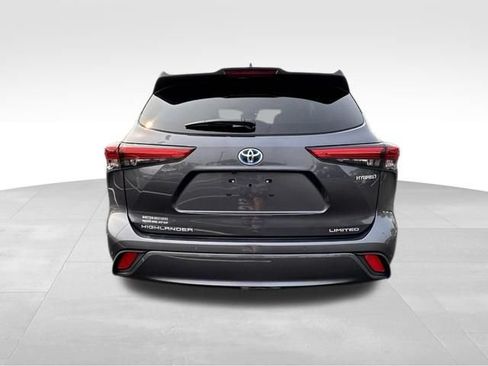 Used 2021 Toyota Highlander Limited AWD/4WD image 6