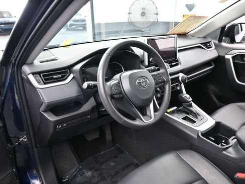 Used 2025 Toyota RAV4 XLE Premium FWD image 12
