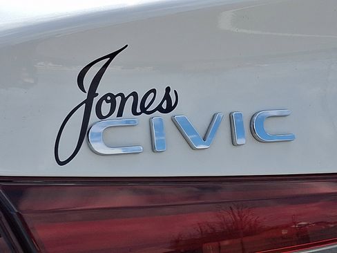 Certified 2025 Honda Civic LX image 29