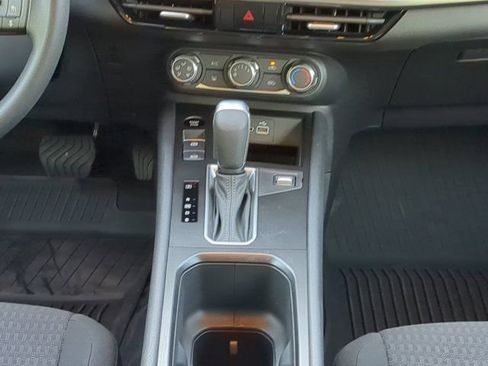 Used 2025 Nissan Kicks S FWD image 19