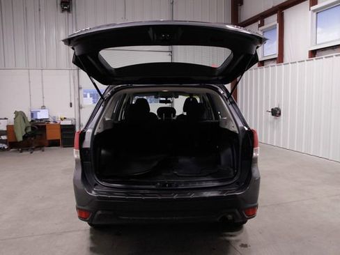 Used 2020 Subaru Forester w/ Alloy Wheel Package image 19
