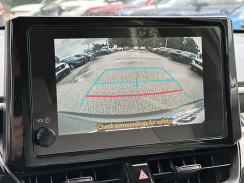Used 2025 Toyota Corolla Cross L FWD image 20