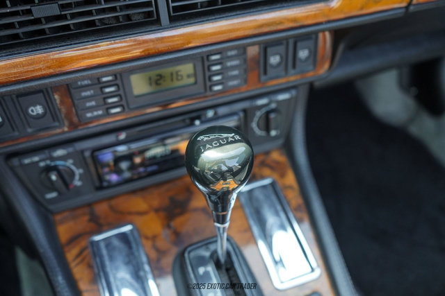 Used 1994 Jaguar XJS 4.0 Convertible RWD image 41