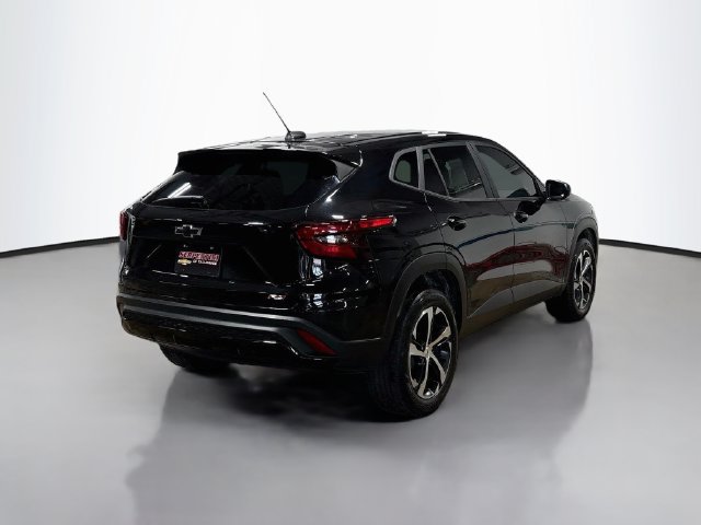 Used 2024 Chevrolet Trax RS FWD image 7