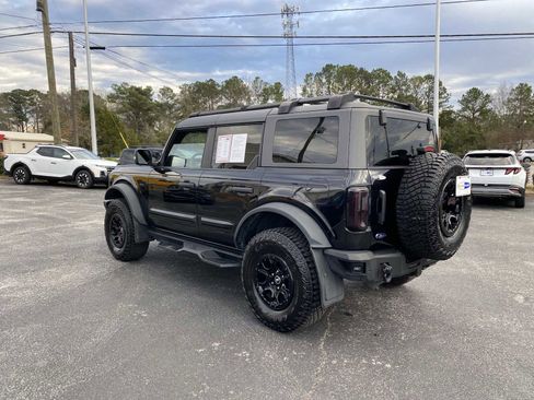 Used 2024 Ford Bronco Wildtrak image 7