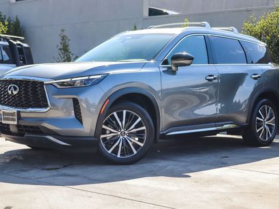 Used 2023 INFINITI QX60 Sensory w/ Cargo Package