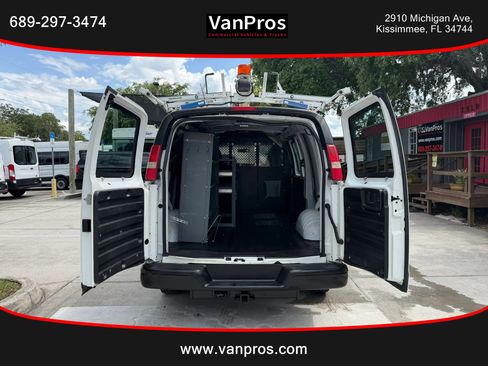 Used 2016 Chevrolet Express 2500 w/ Cold Climate Package RWD image 12
