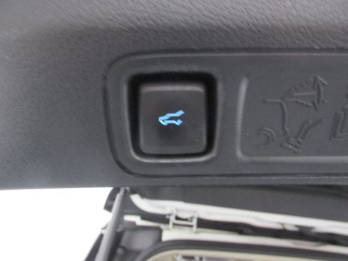 Certified 2020 Ford Expedition Max Platinum image 25