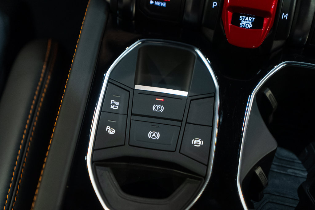 Used 2024 Lamborghini Urus S AWD/4WD image 36