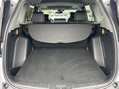 Used 2018 Honda CR-V Touring image 15