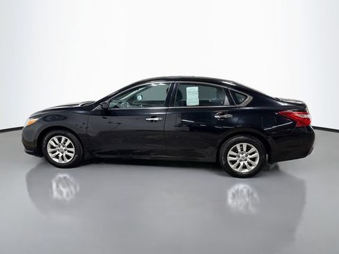 Used 2016 Nissan Altima 2.5 S w/ Power Driver Seat Package FWD image 10