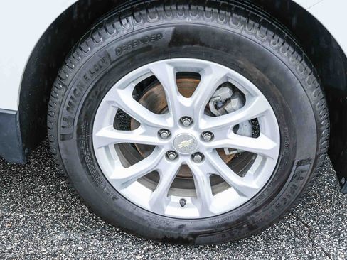 Used 2020 Chevrolet Equinox LT image 13