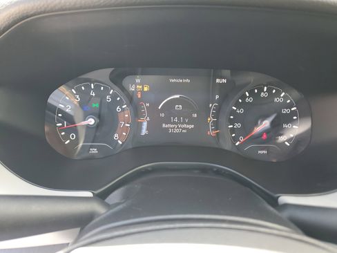 Used 2022 Jeep Compass Limited image 30