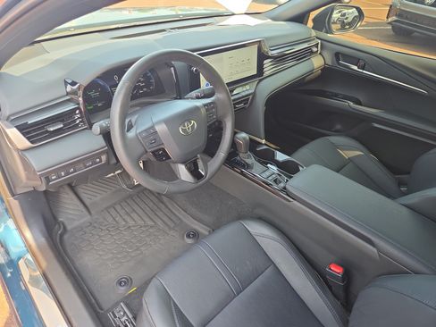 Certified 2025 Toyota Camry XSE FWD image 15