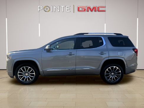 Used 2022 GMC Acadia Denali image 10