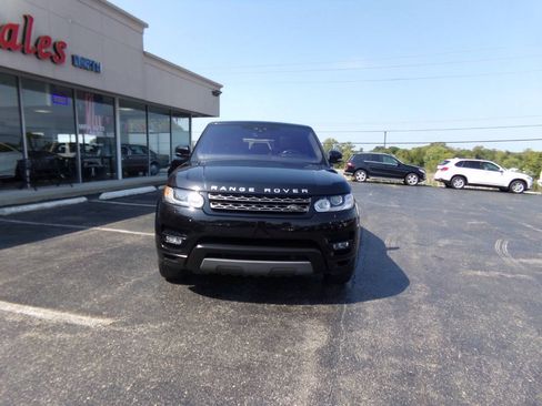 Used 2017 Land Rover Range Rover Sport SE AWD/4WD image 3