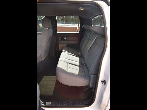 Used 2014 Ford F150 XLT w/ XLT Convenience Package AWD/4WD image 18