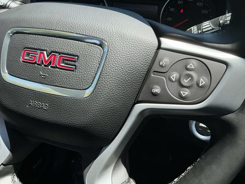 Used 2023 GMC Terrain SLT w/ Infotainment Package II AWD/4WD image 20