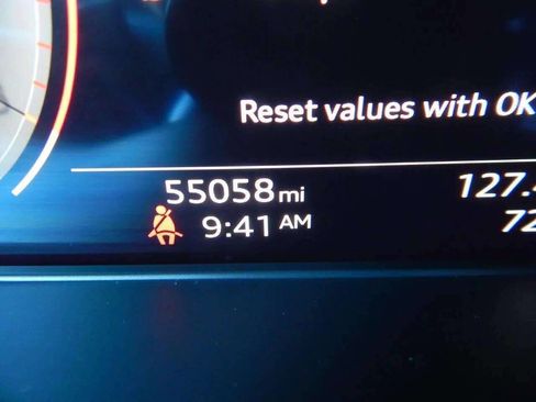 Used 2022 Audi A4 2.0T Premium Plus image 25