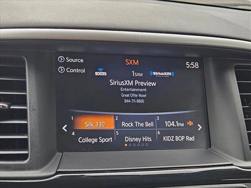 Used 2020 Nissan Pathfinder SV FWD image 12