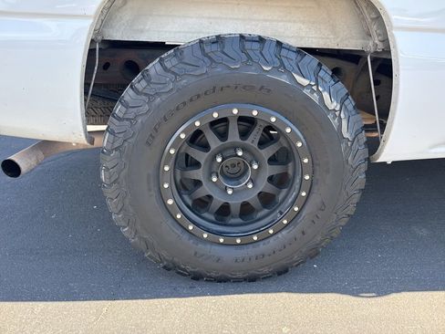 Used 2005 Chevrolet Silverado 1500 LS w/ Light Duty Power Package image 4