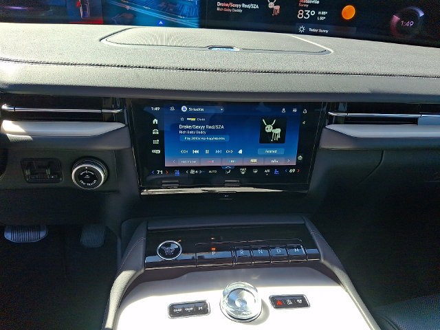 New 2027 Lincoln Navigator Reserve AWD/4WD image 10