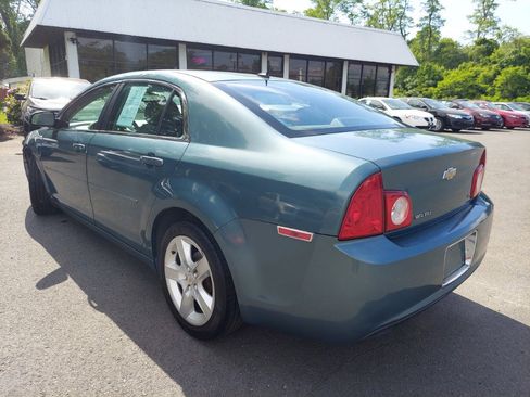 Used 2009 Chevrolet Malibu LS FWD image 6