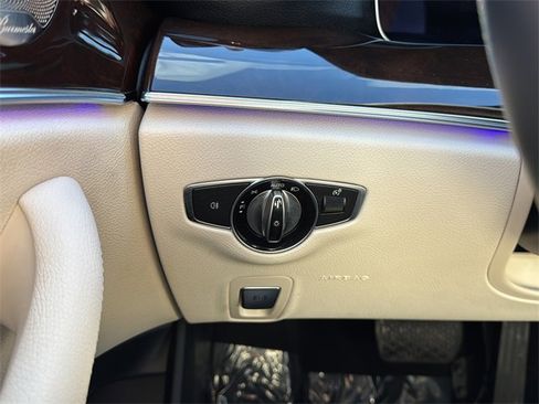 Certified 2022 Mercedes-Benz E 350 4MATIC Sedan image 22