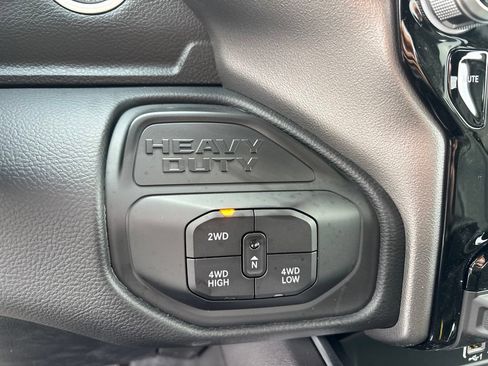 New 2026 RAM 3500 Big Horn AWD/4WD image 9