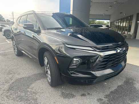 Used 2023 Chevrolet Blazer RS w/ Driver Confidence II Package FWD image 6