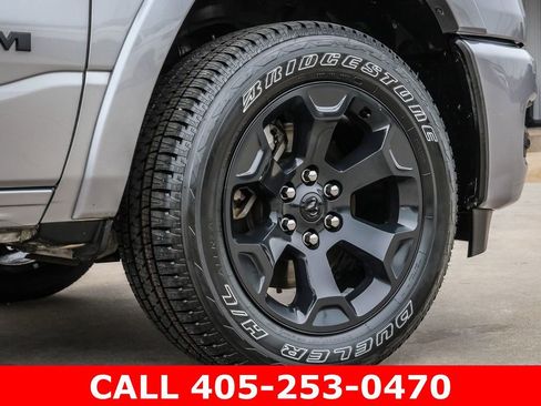 Used 2025 RAM 1500 Big Horn AWD/4WD image 9