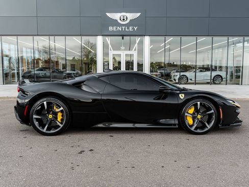 Used 2021 Ferrari SF90 Stradale image 13