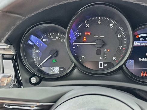 Certified 2026 Porsche Macan AWD/4WD image 13
