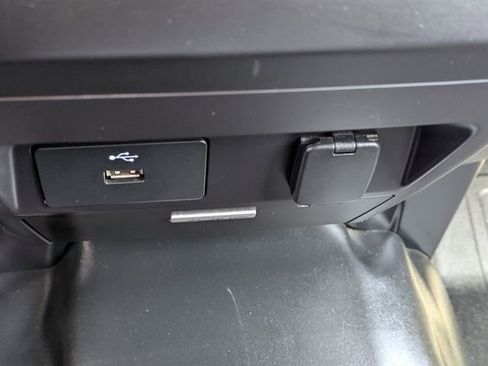 Used 2016 Ford F150 XL w/ Equipment Group 101A Mid AWD/4WD image 25