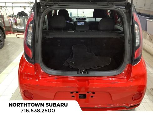Used 2019 Kia Soul + image 14