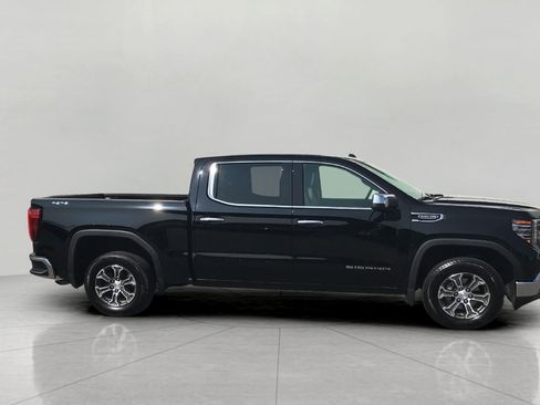 Used 2026 GMC Sierra 1500 SLT AWD/4WD image 9