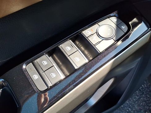 Certified 2023 Nissan Pathfinder Platinum AWD/4WD image 21
