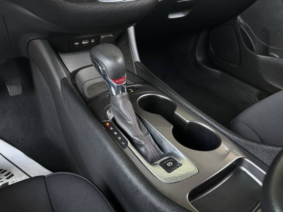 Used 2023 Chevrolet Malibu RS w/ Driver Confidence Package FWD image 10