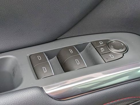New 2026 Chevrolet Traverse RS FWD image 9