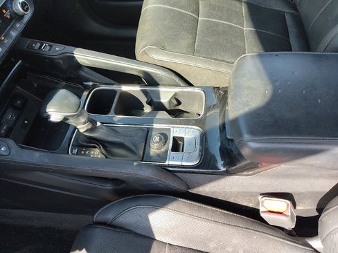Used 2020 Kia Telluride SX w/ Towing Package FWD image 26